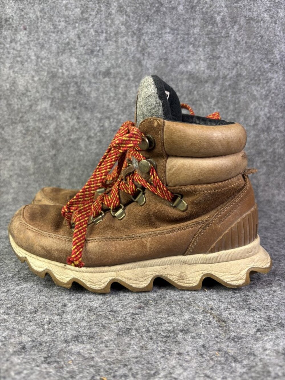 Sorel Boots Womens Size 6 Brown Suede Waterproof Ankle Lace Up‎ NL3768-242 Snow